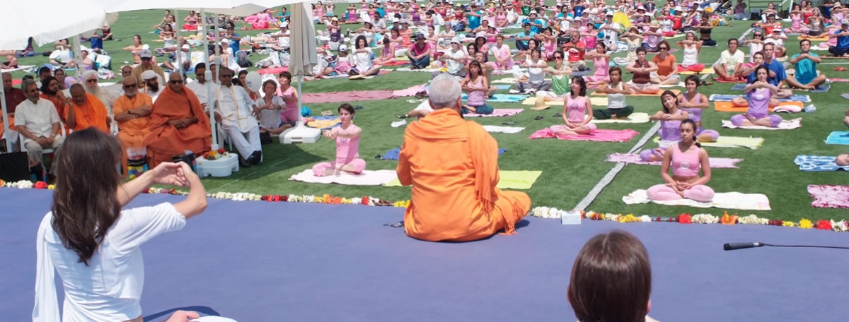 6. International Day of Yoga - 2010 - Almada - Yoga Mega Class - Dhyána Samádhi